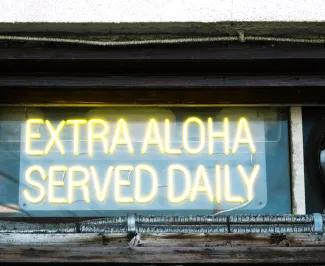 Neon sign Extra Aloha Served Daily